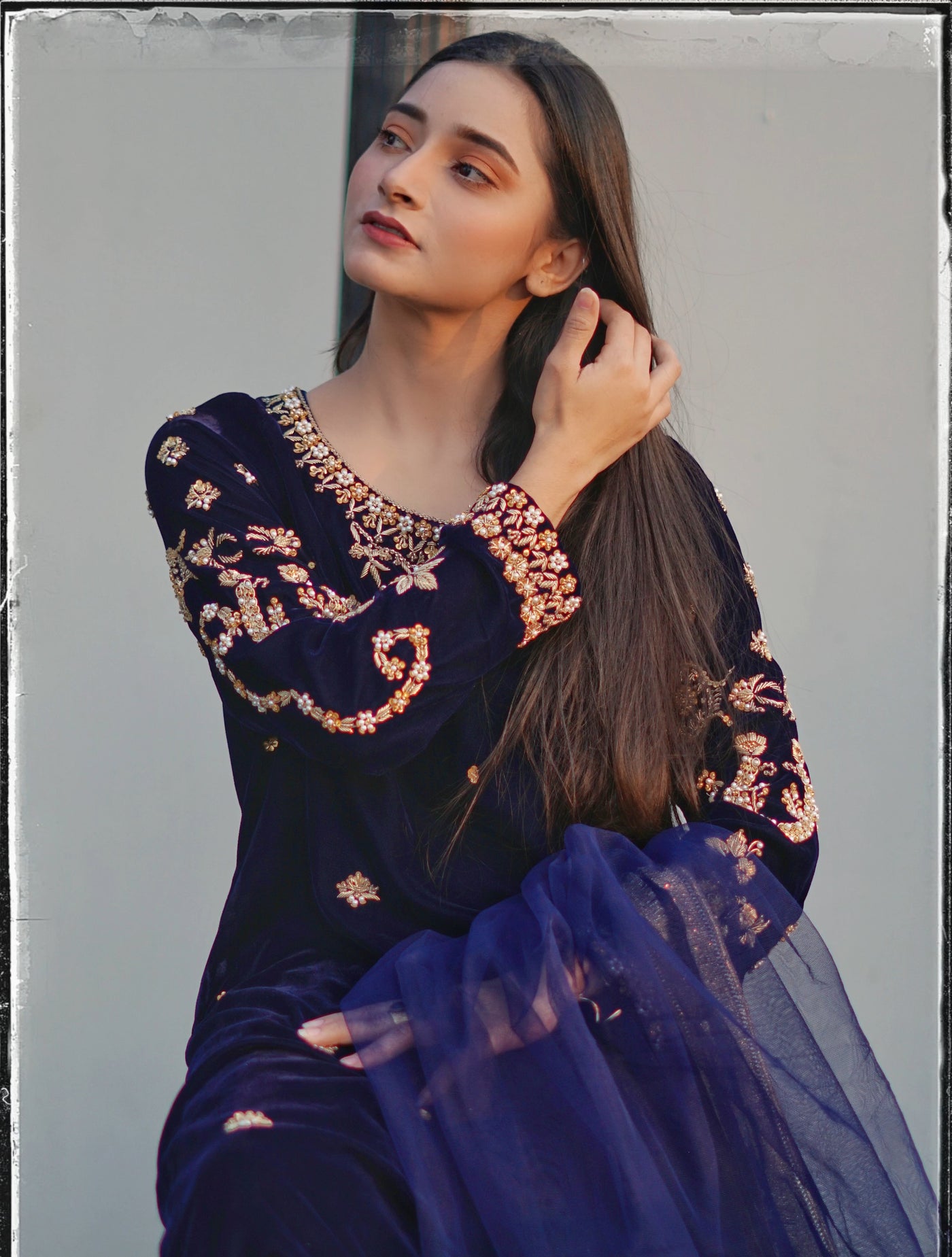 Rich Navy Blue Velvet 3-Piece Suit