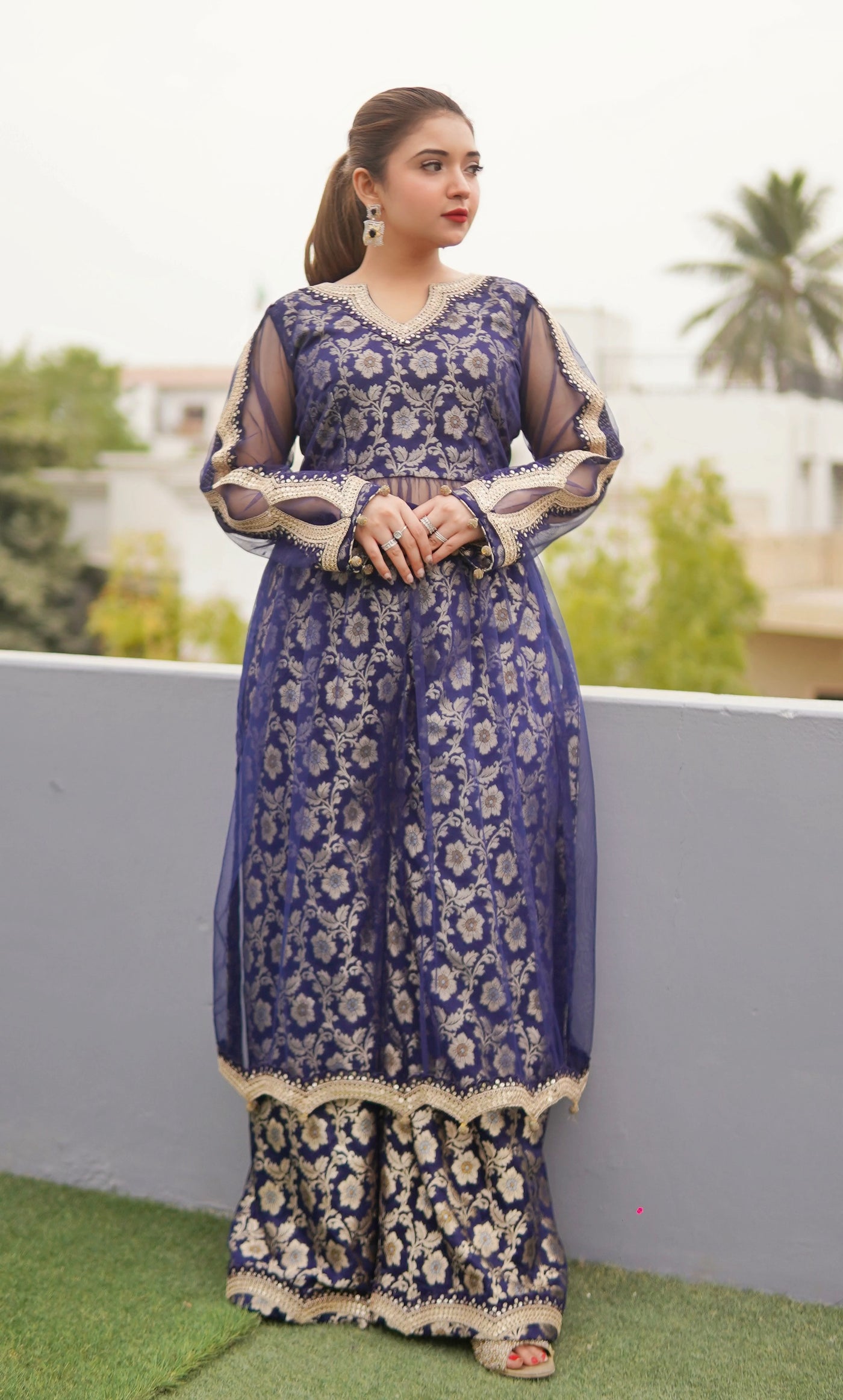 Nazneen – Navy Blue Banarsi Net Ensemble (2-Piece Set)